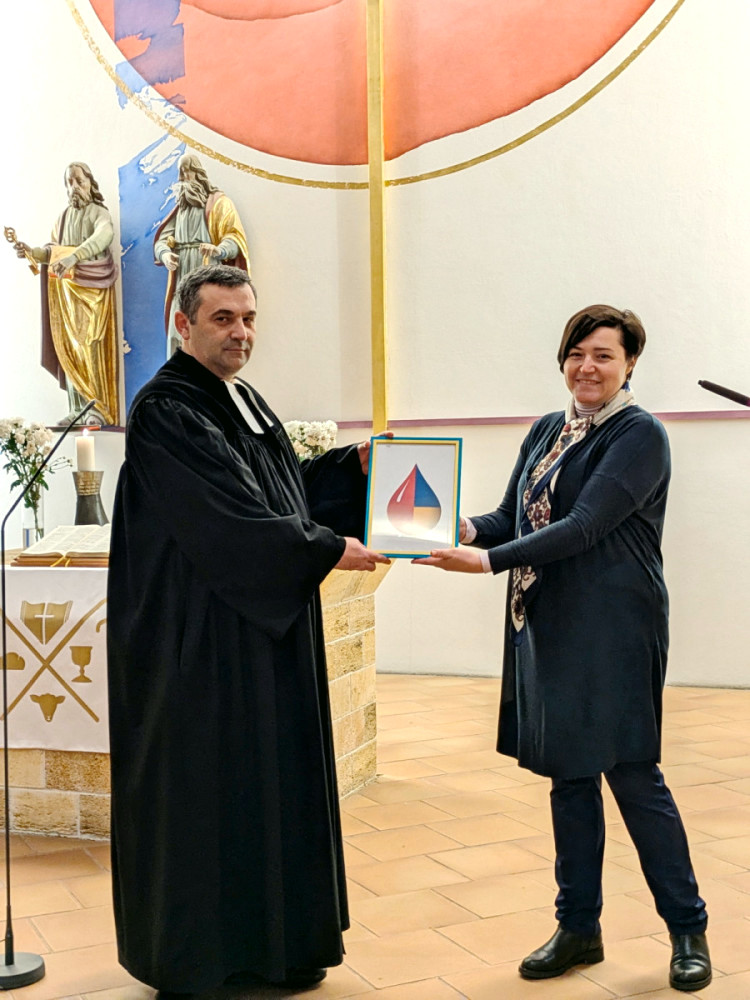 15569 image for slide