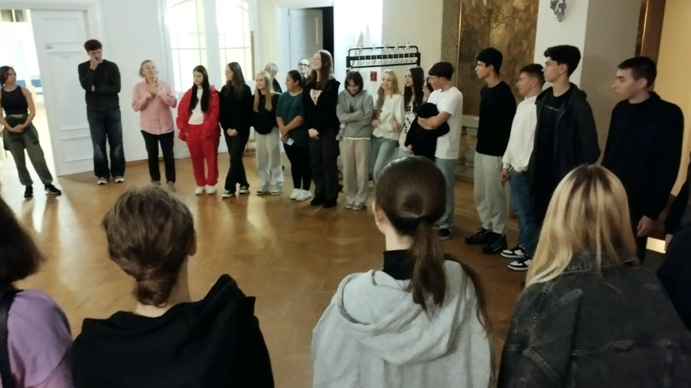 16848 image for slide