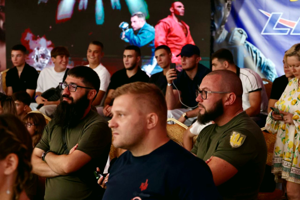 21220 image for slide